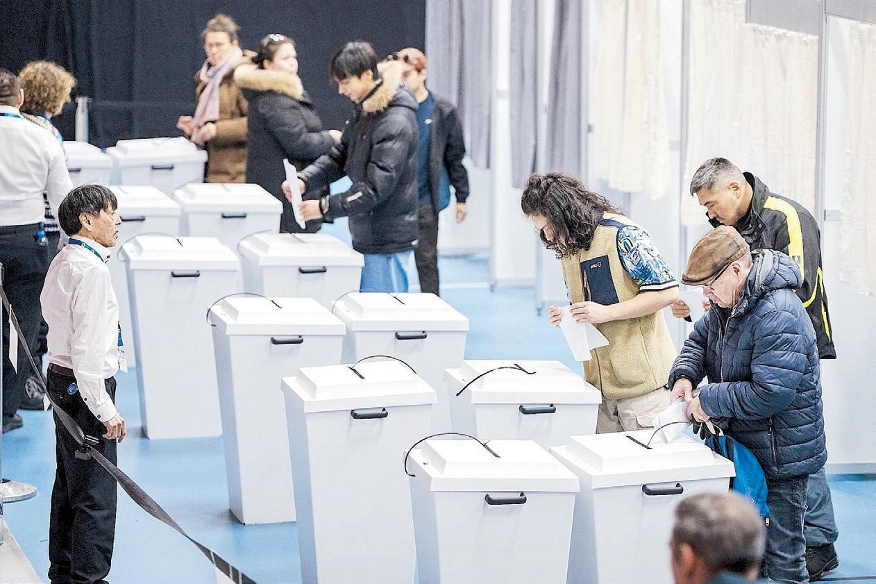 Opposition wins Greenland vote, as nationalists surge