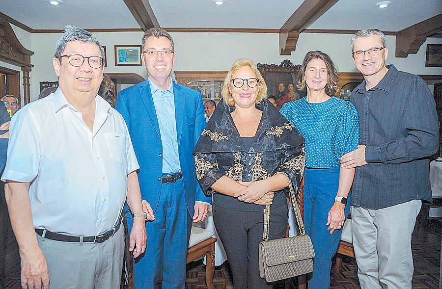 Amigas y Amigos Welcomes New Ambassadors to the Philippines