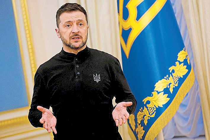 Zelensky Accuses Russia of Systematically Recruiting Chinese Fighters