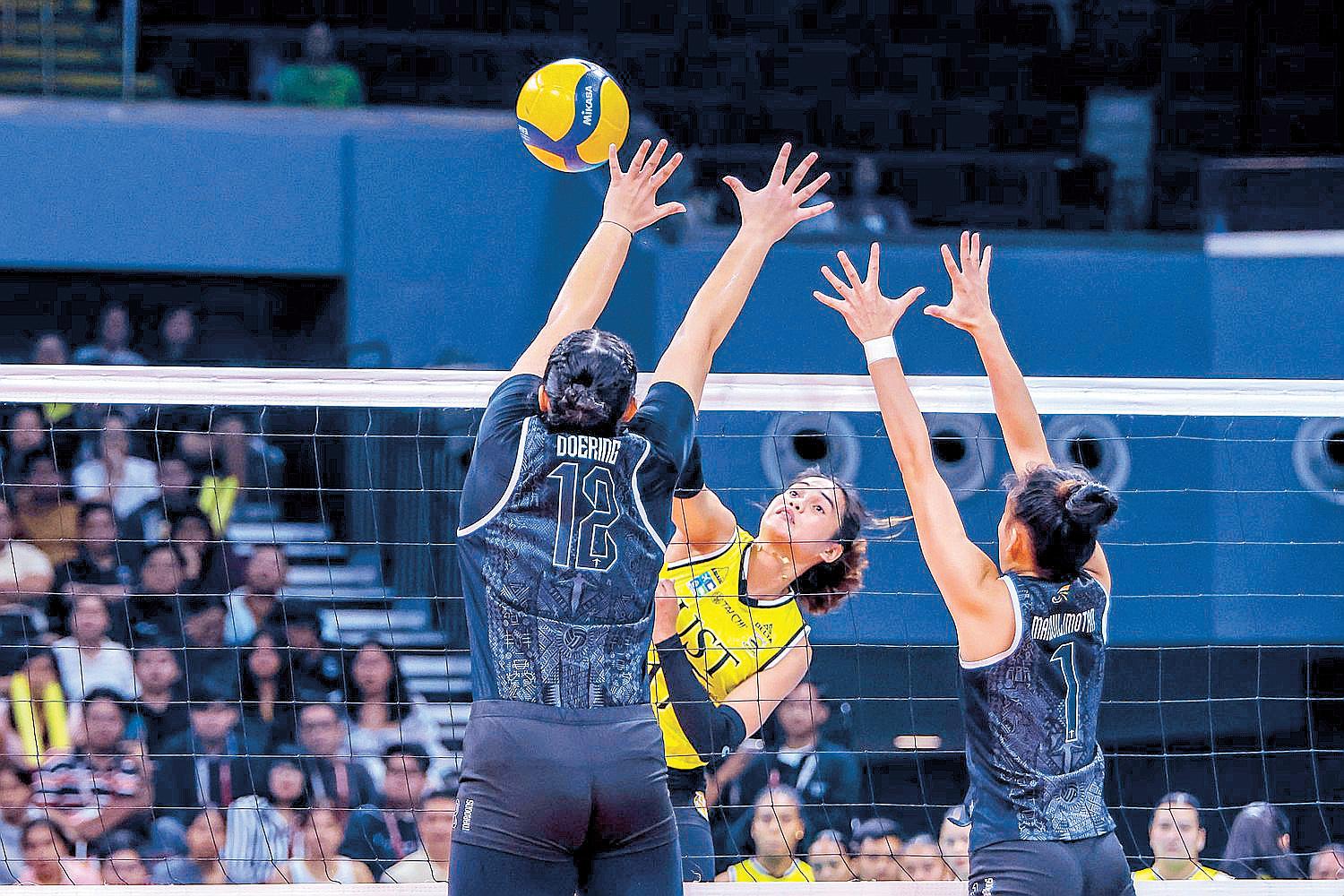 Tigresses seal semis passage
