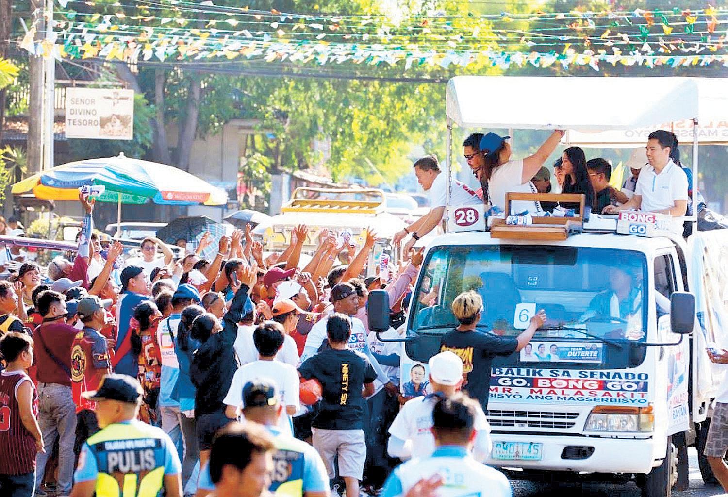 Bong Go Vows Accessible Services to Pangasinenses