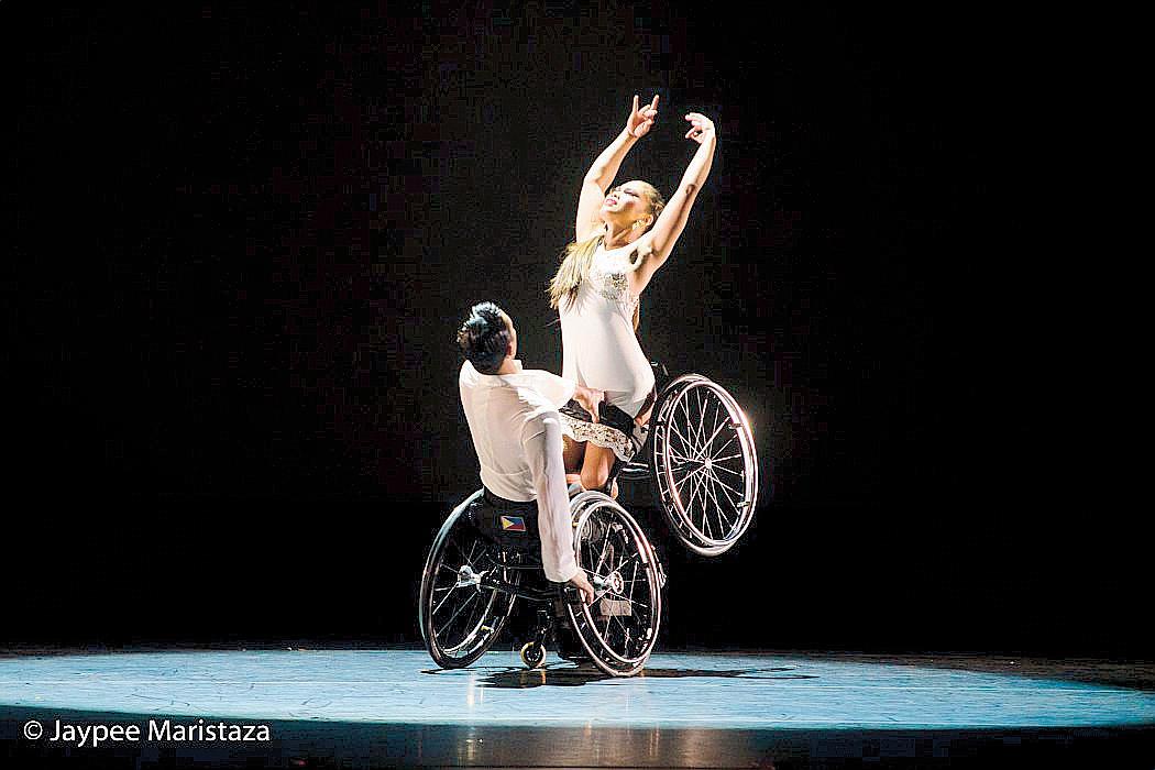 NEW WAYS OF MOVING AND SEEING AT IDDF 2025