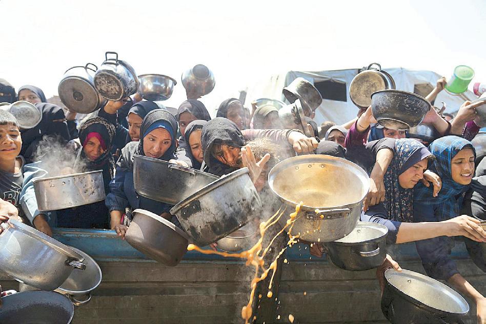 Aid Agencies Slam Israeli Plans for Gaza Aid Distribution