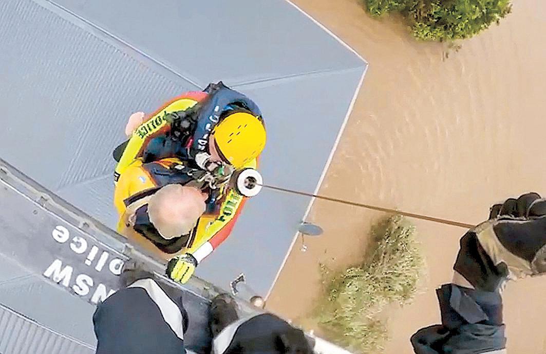 Flood victims confront damage after deluge in eastern Australia