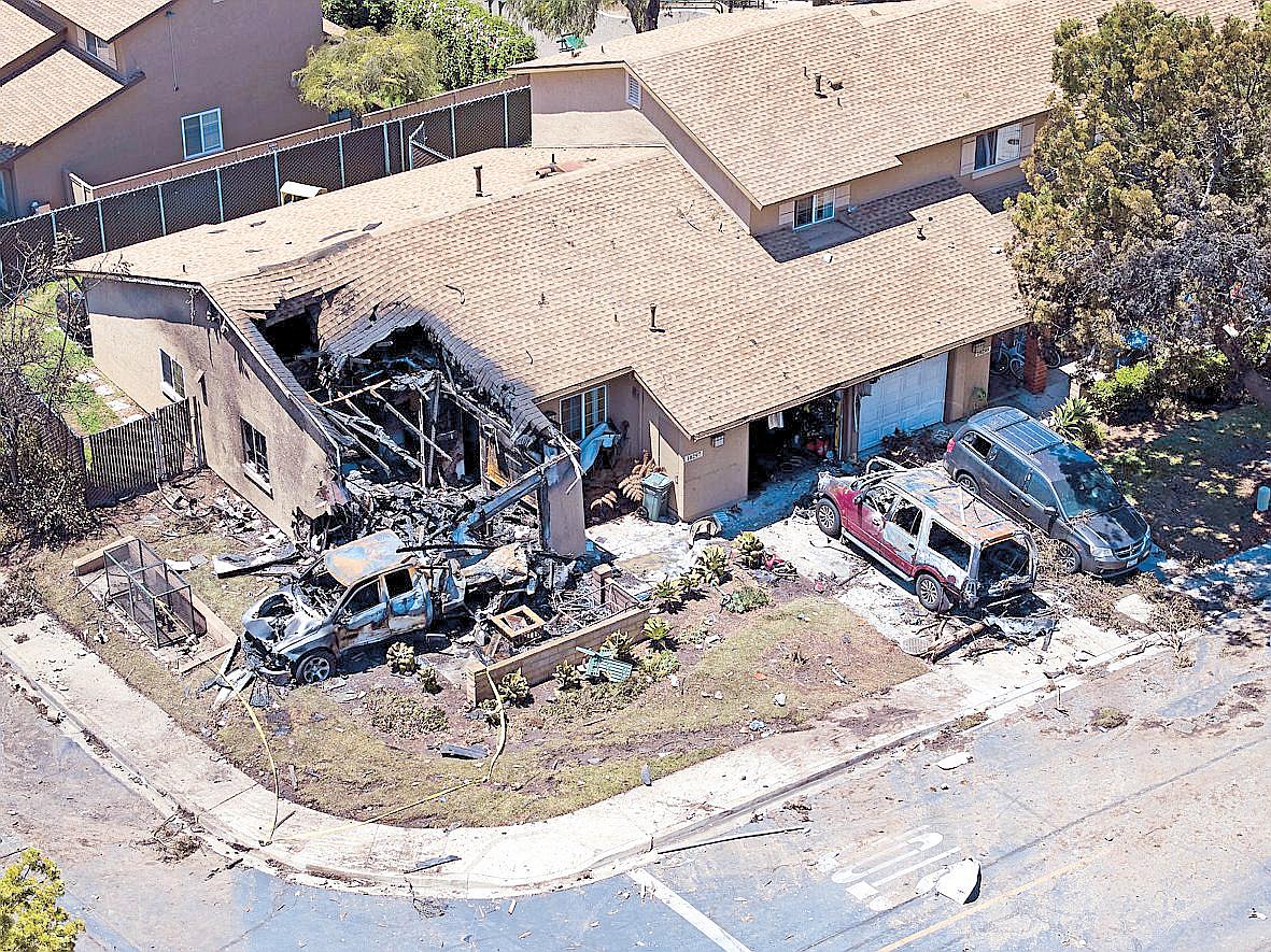 Plane crashes in San Diego; music agent dead