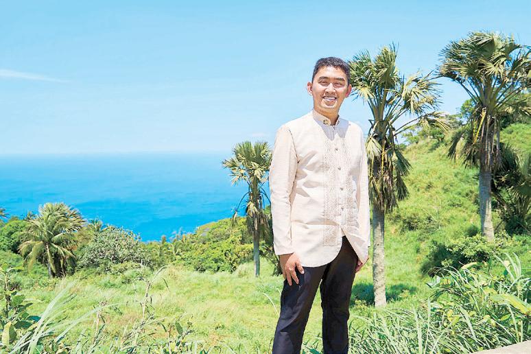 Pinoy to Receive 'Young Inventors Prize' in Iceland