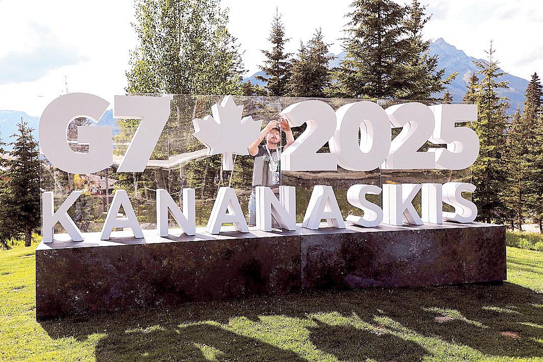 G7 leaders gather in Canada for summi-