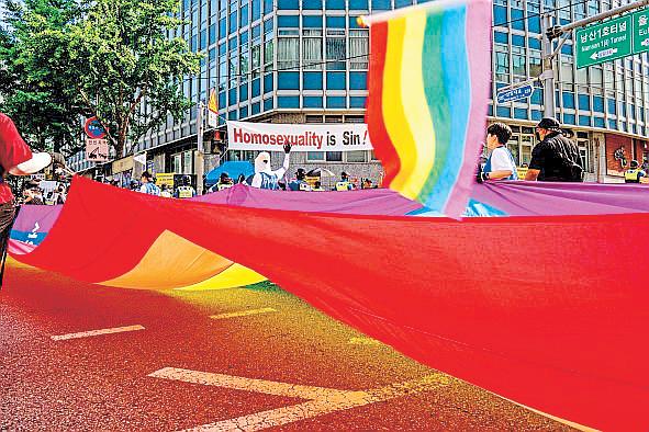 Seoul's LGBTQ community gathers for annual festival