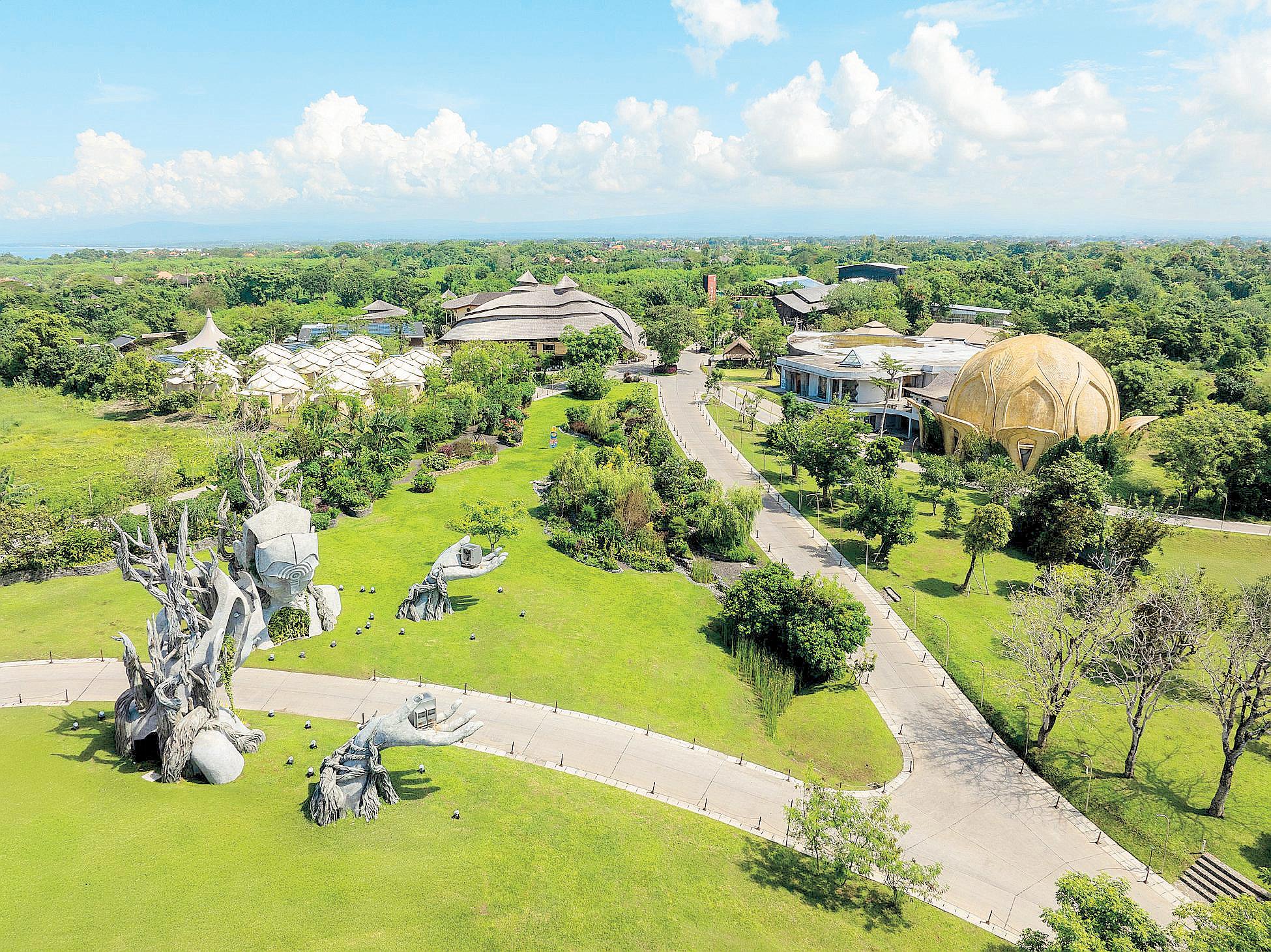 A sanctuary for the senses in Nuanu