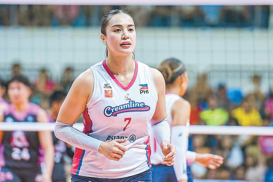 Cignal, Creamline Square Off