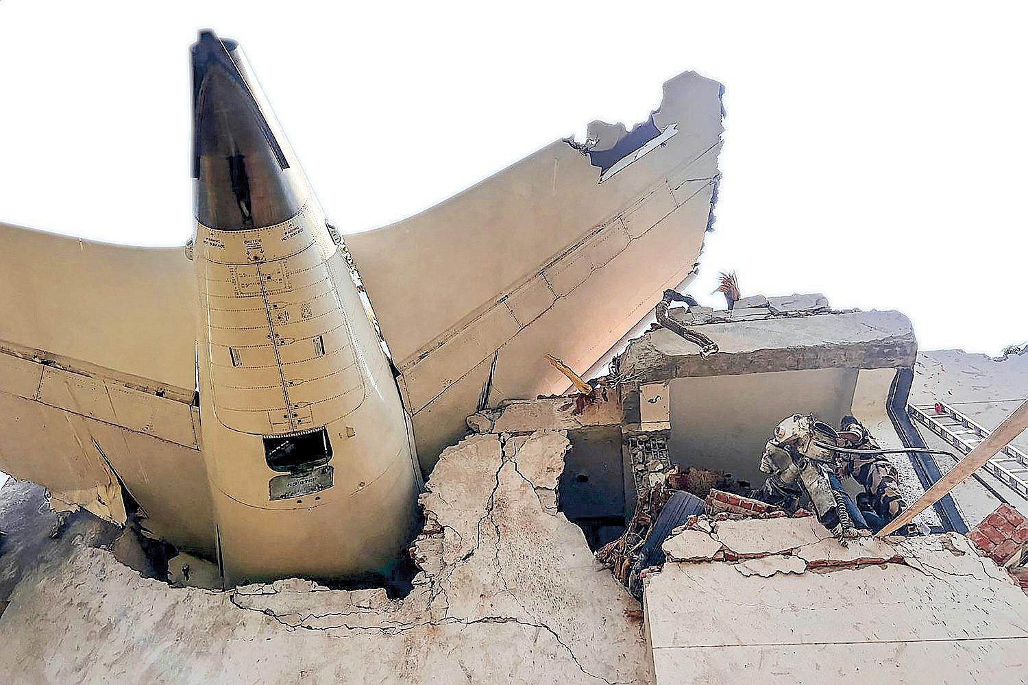 Fuel to Air India plane cut off before crash