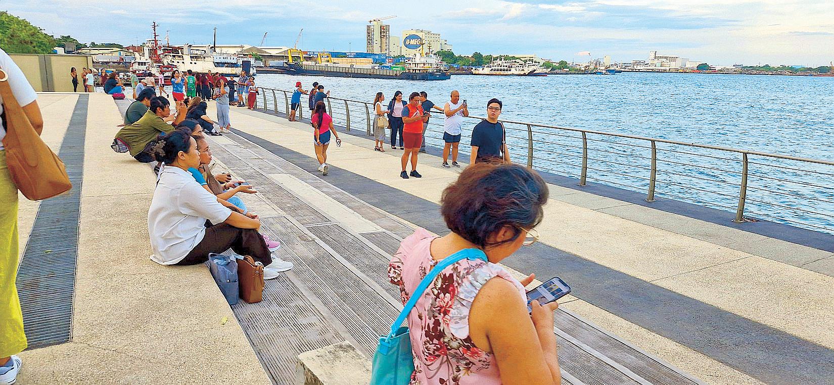 PNR Reopens Laguna-Quezon Route