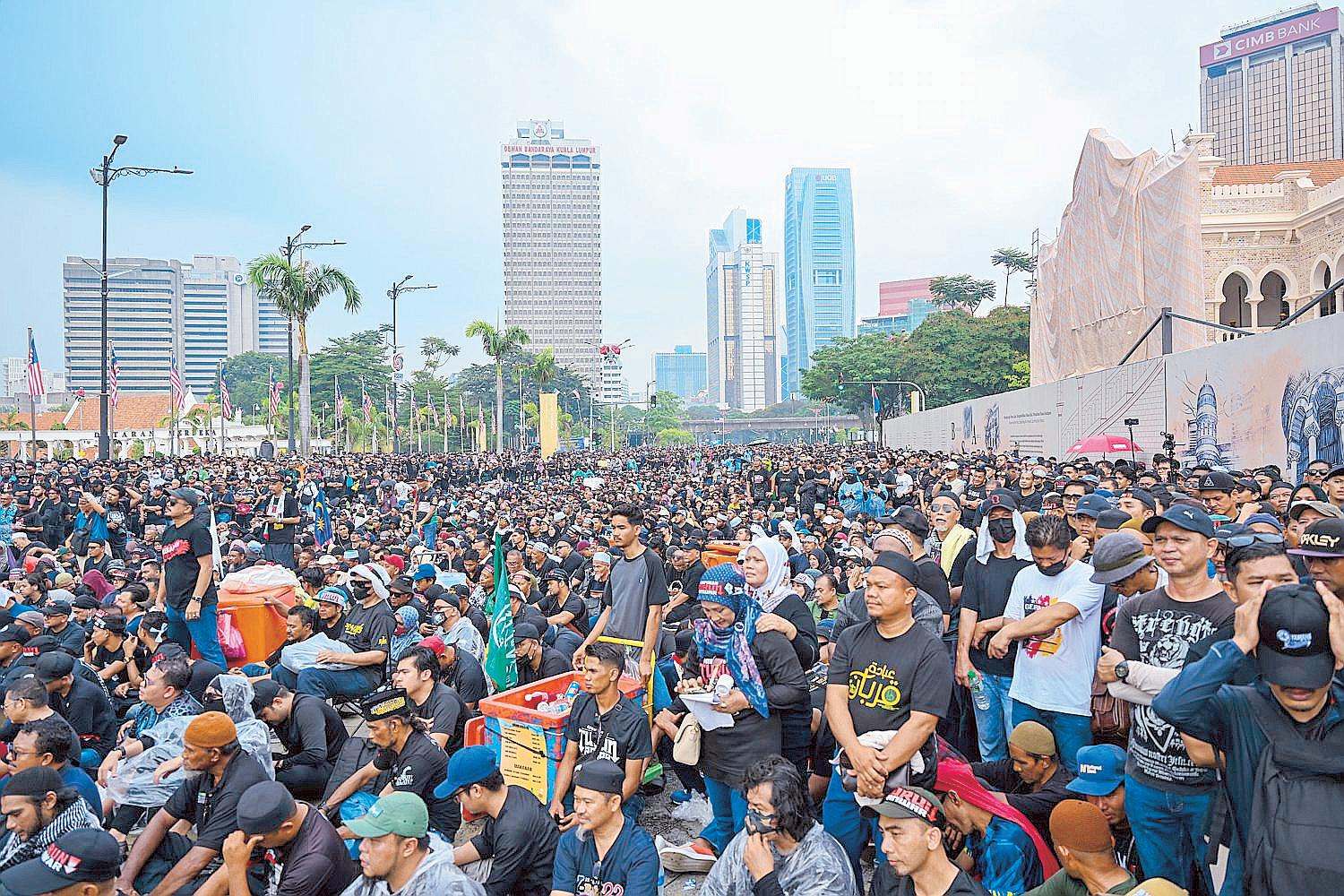 Malaysians Protest Rising Living Costs