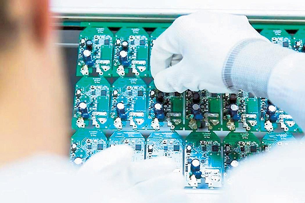Phl Wants Chip Exports Exempted From US Tariff