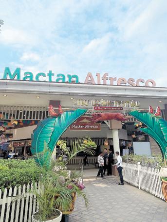 A LECHON FESTIVAL? WHY NOT! CEBUANOS EAT LECHON DAILY