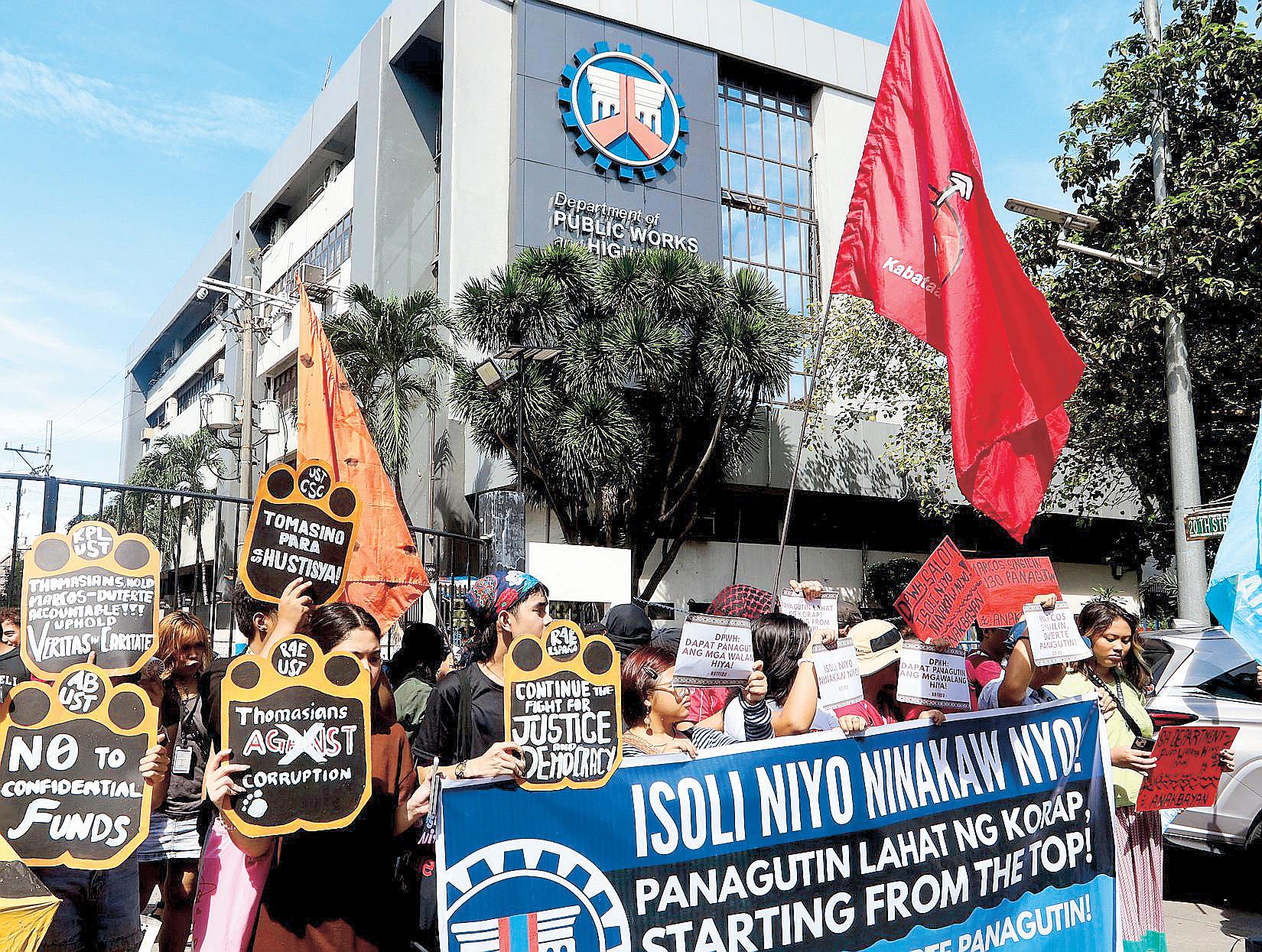 Bulacan district engineer dismissed from DPWH
