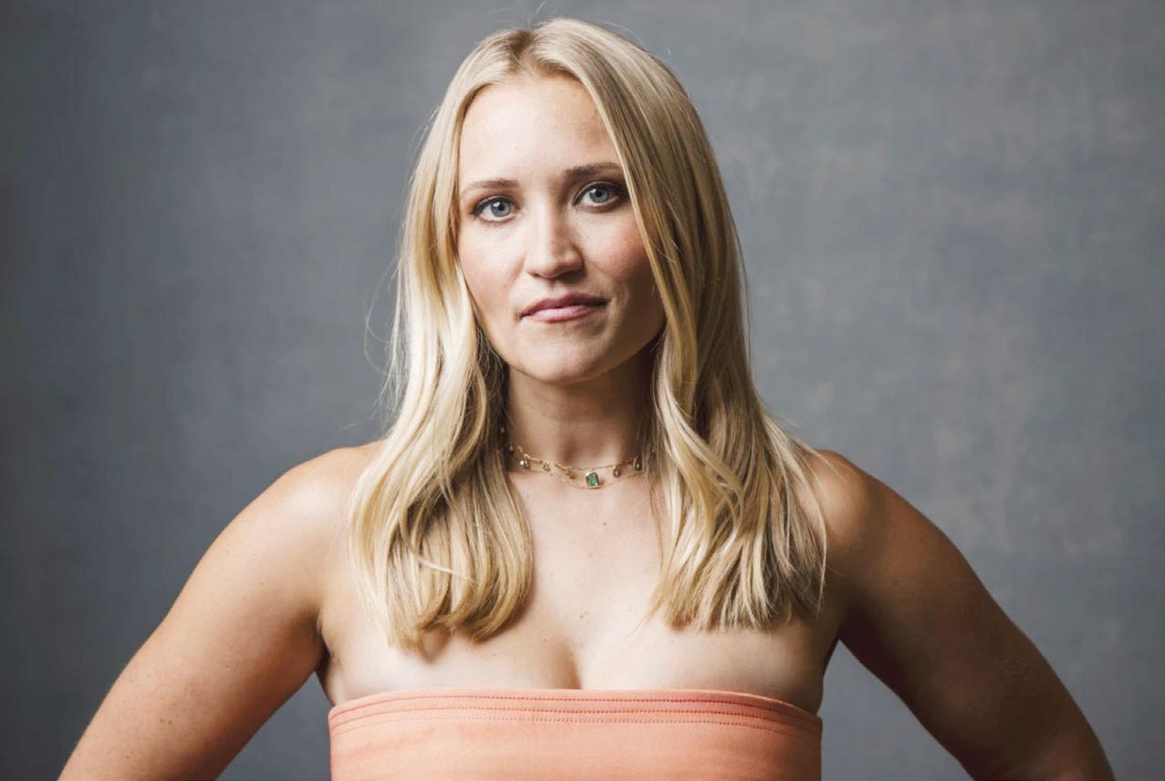 Actor Emily Osment Is Single as Her Divorce From Musician Jack Farina Becomes Official