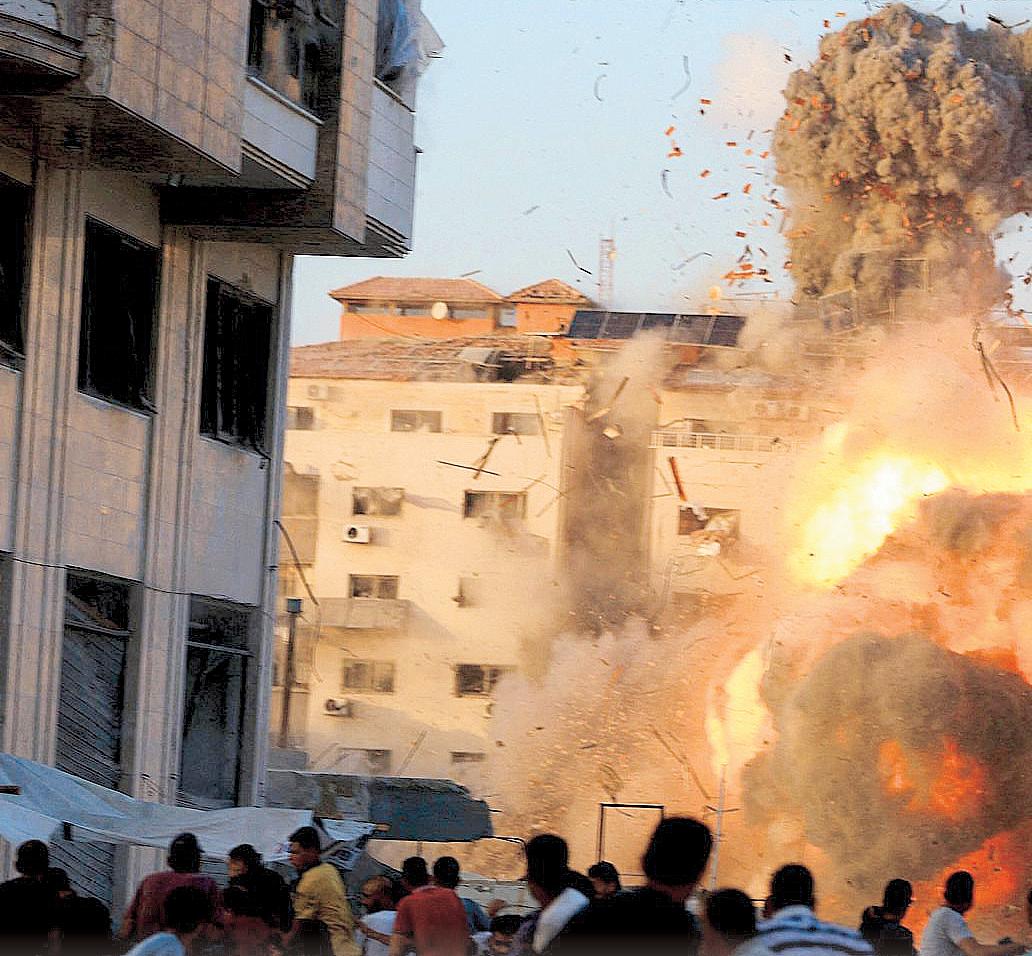 Israel warns Hamas to surrender or face 'annihilation'