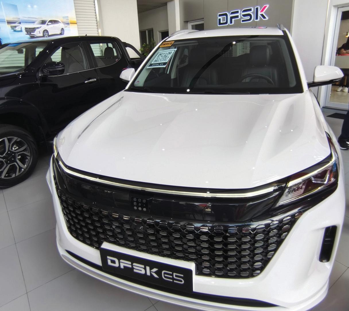 QSJ Motors opens showrooms in Caloocan and Cebu