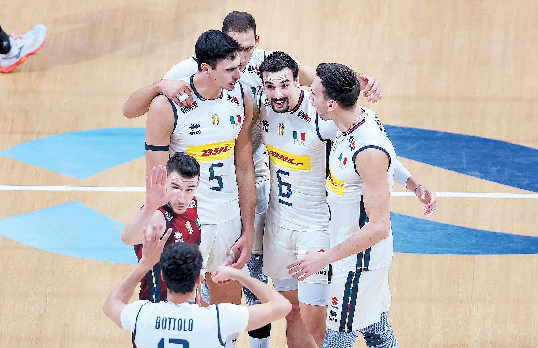 Italians wallop Argentines, book FIVB MWC quarters seat