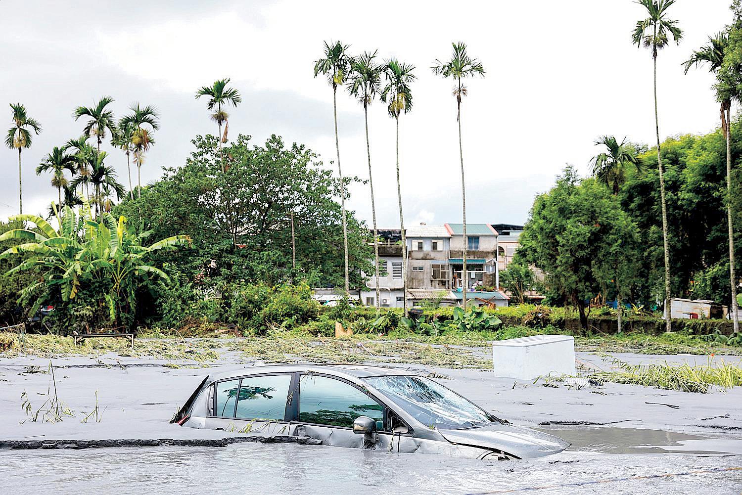 17 killed, 17 missing as Taiwan lake barrier bursts