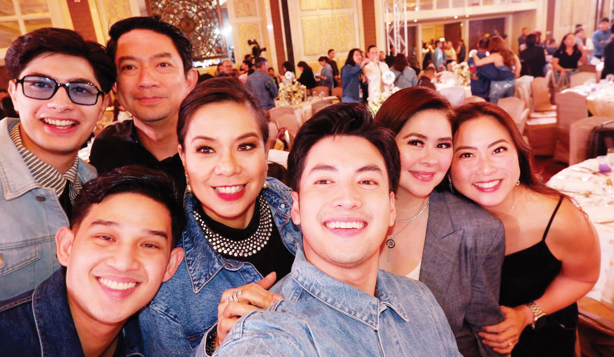 'UNANG HIRIT' HOSTS KALOY AND ANJO SHARE VIEWS ON LOVE AND RELATIONSHIPS
