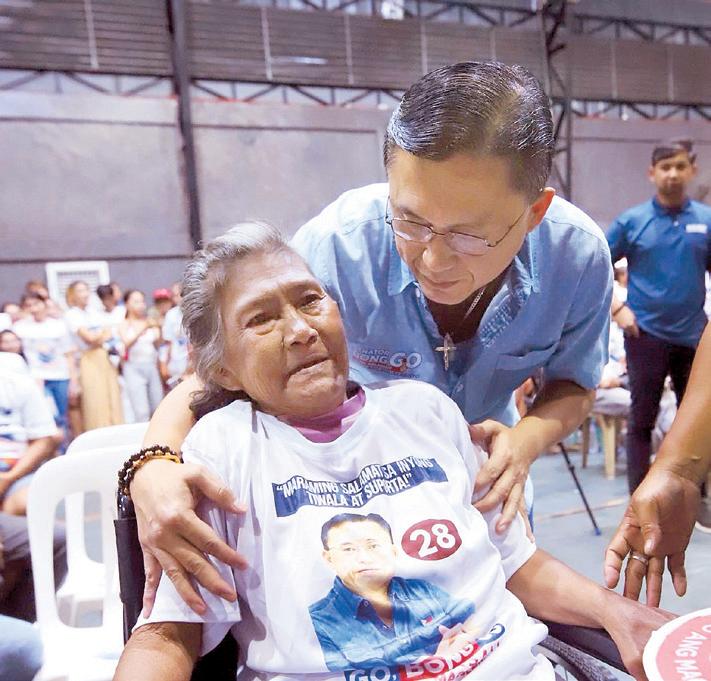 Bong Go helps Sampaloc fire victims’ recovery, rebuilding efforts
