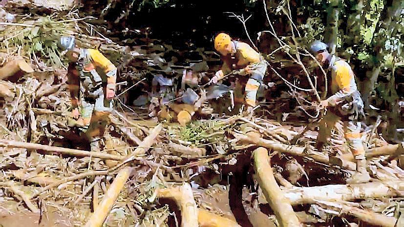 At least 64 dead, 65 missing in Mexico floods