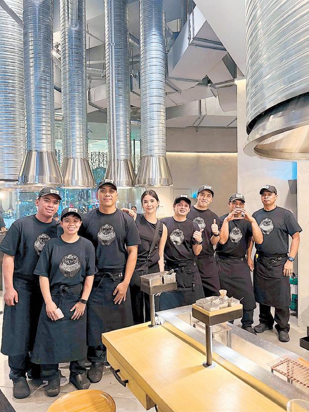 HIKINIKU TO COME OPENS ITS BIGGEST INTERNATIONAL BRANCH IN MANILA
