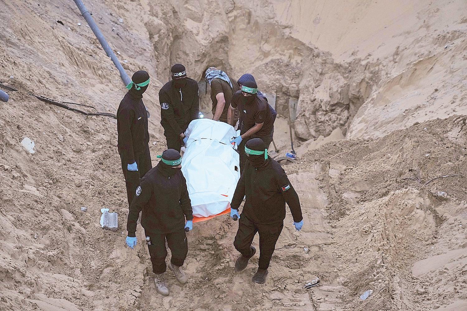 Hamas hands over bodies of two Israeli hostages