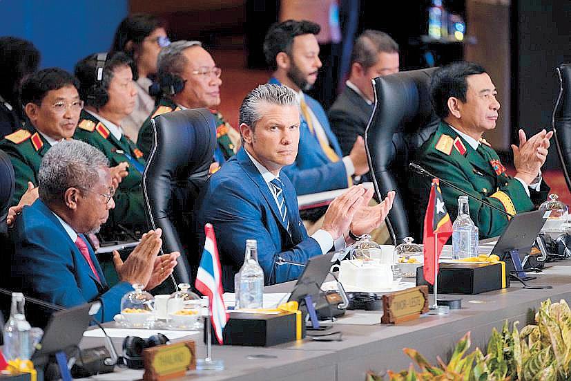 US, China to establish direct military channels