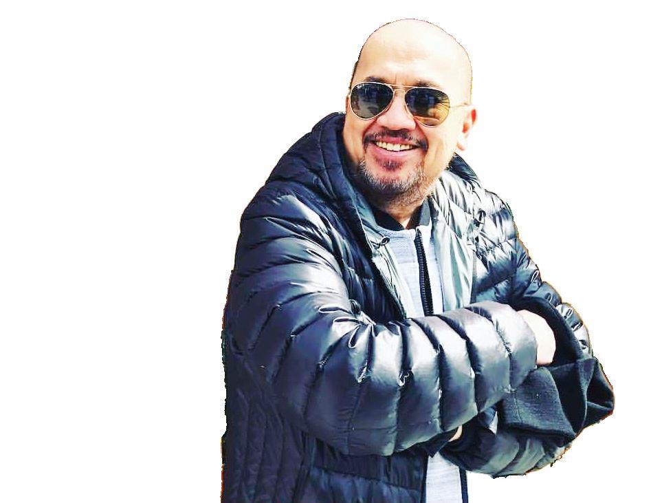 VIVA'S BOSS VIC RECEIVES LIFETIME ACHIEVEMENT AWARD