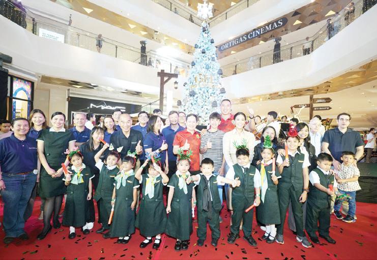 Christmas takes flight at GH Mall with 'Holidays Around the World'