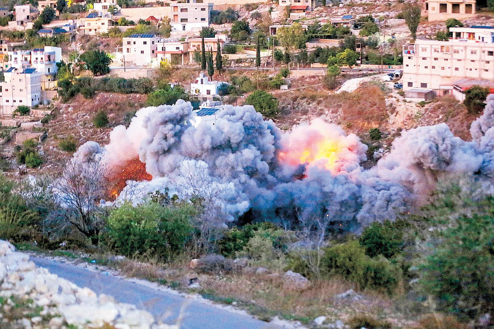 Israeli strikes hit Lebanon after evacuation warnings