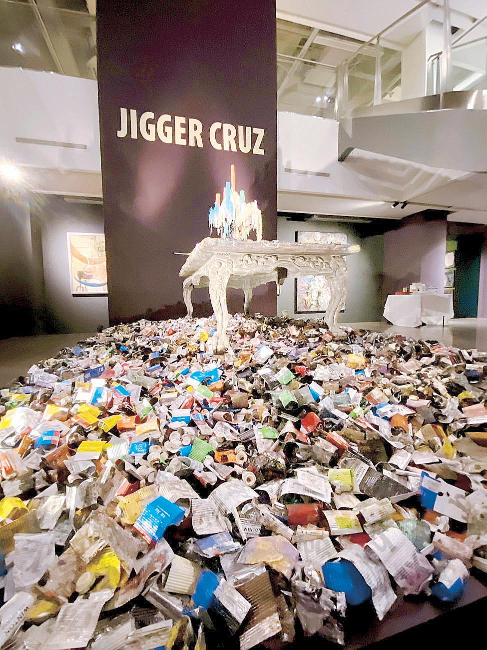 'YOU CANNOT REST YOUR EYES': JIGGER CRUZ HAS A MID-CAREER RETROSPECTIVE