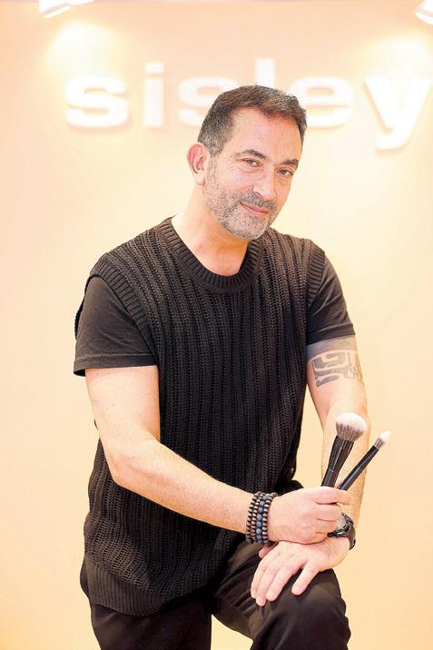 EFFORTLESS ISN'T AN AESTHETIC, IT'S A METHOD