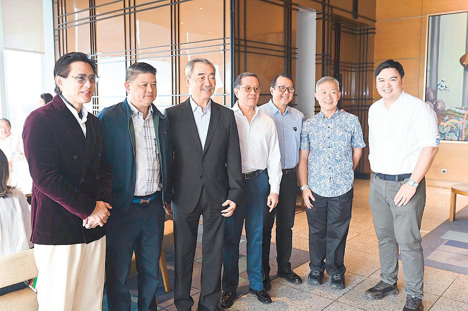 Spread gratitude this Christmas