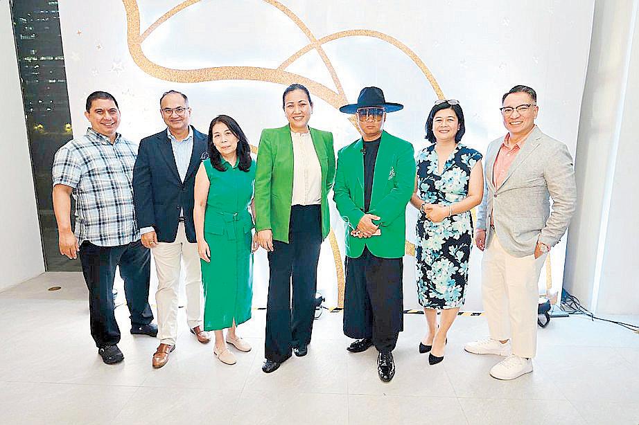 BRIDGETOWNE'S FESTIVE TRIBUTE TO FILIPINO TRIUMPHS