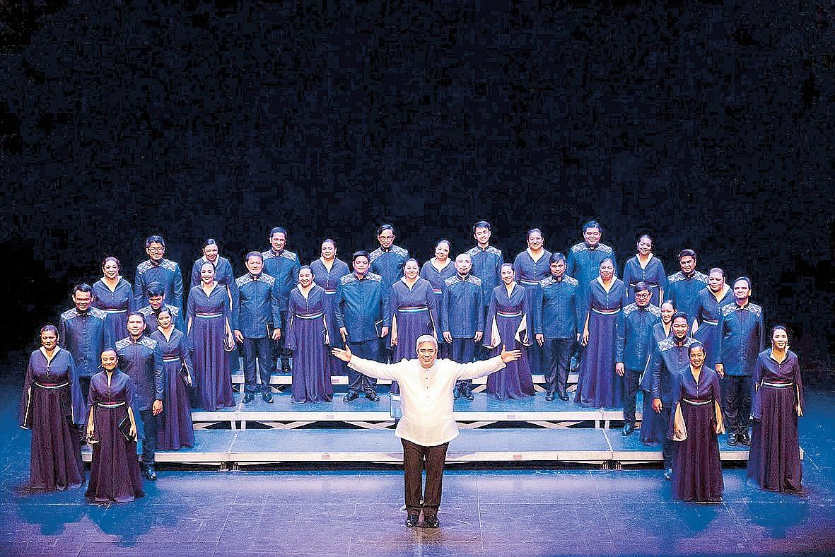 40 YEARS OF 'CHRISTMAS CONCERT AT THE PEN'