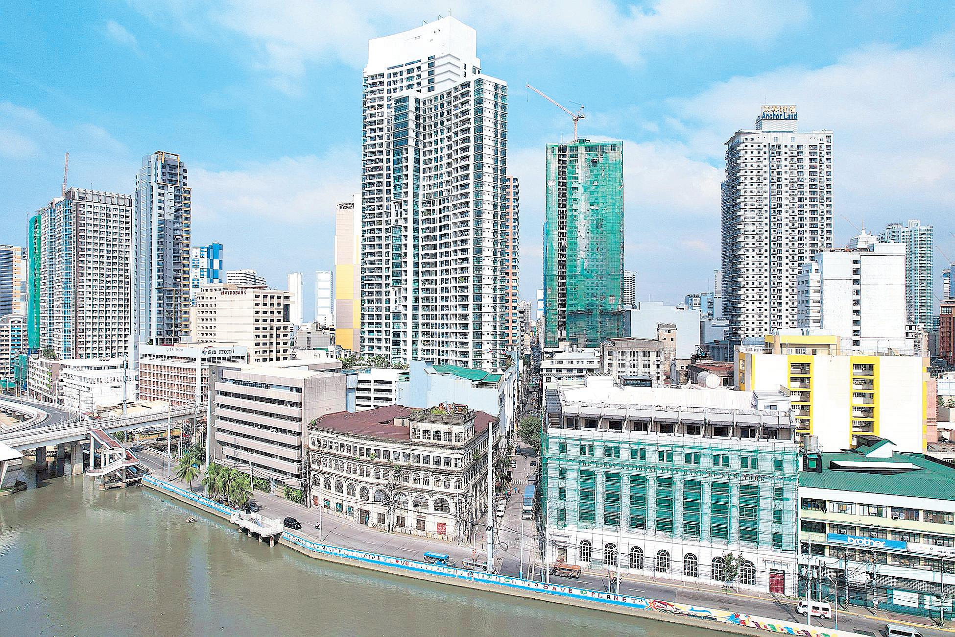 OECD trims Phl growth forecasts