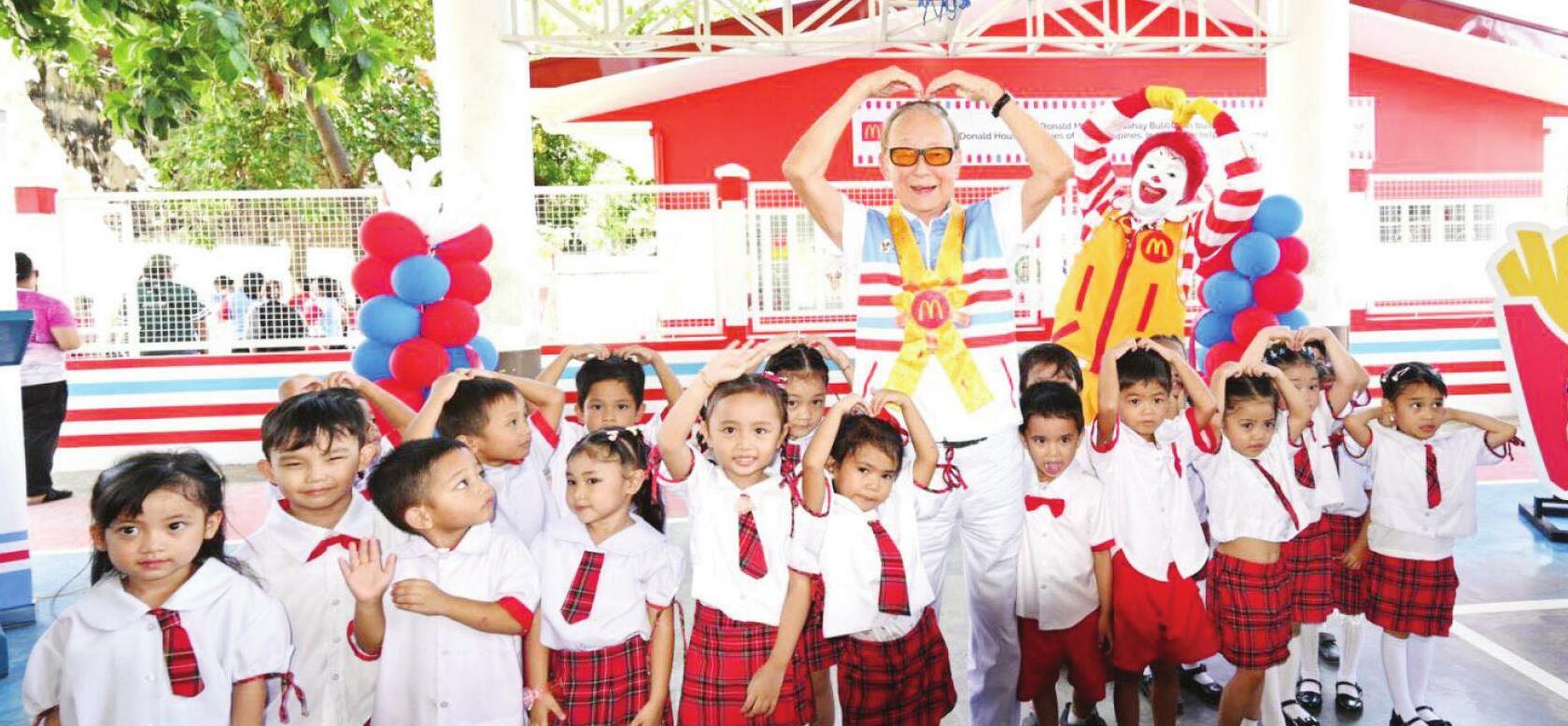 McDonald's Philippines' Dr. George T. Yang shares the gift of happiness this Christmas