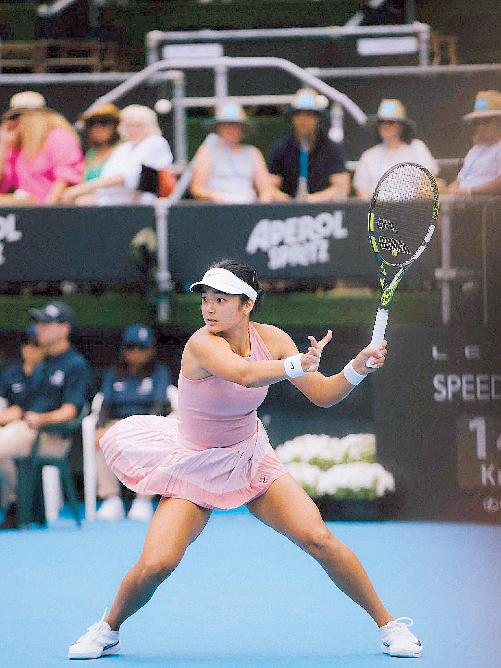 ALEX SPARKLES IN AUCKLAND RUN