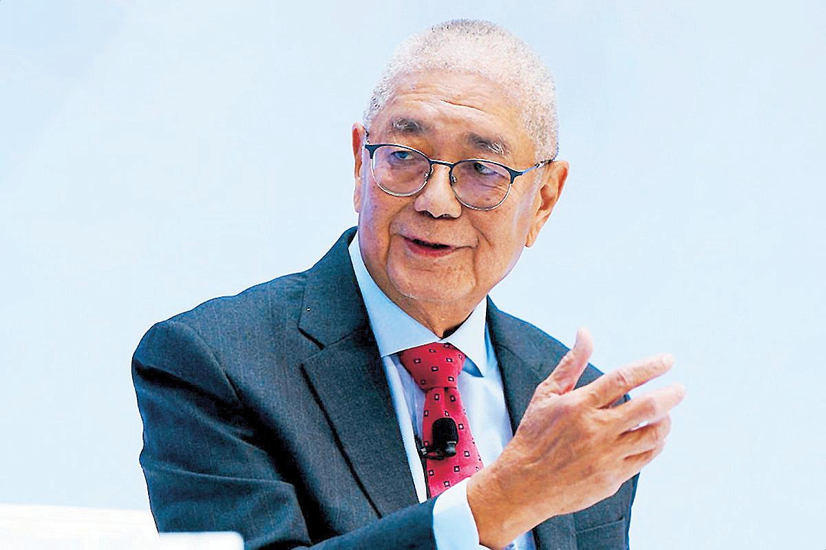 'Phl at risk of returning to dirty money list'