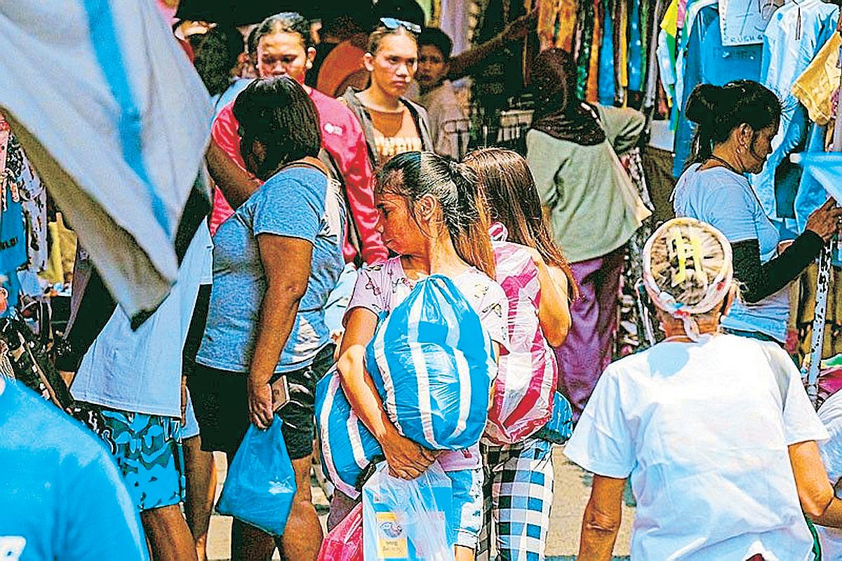 Firms see better prospects but consumers remain wary