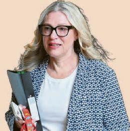 'Jetset' Gillian slammed over £38k bill for 'grandstanding' trip to Brazil