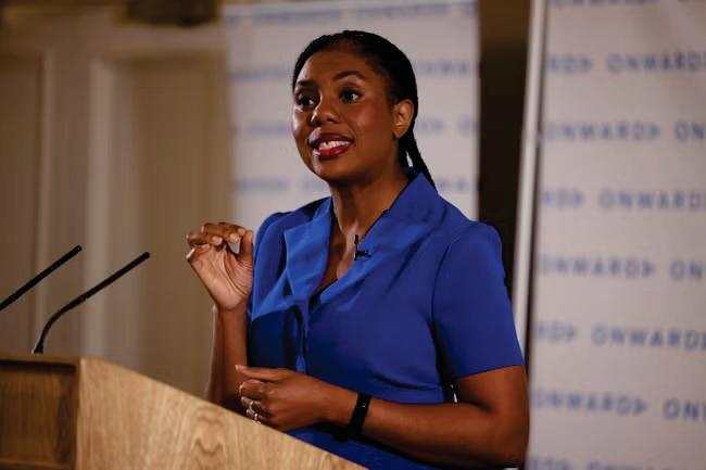 Cut-and-paste Kemi leaves party wanting (much) more