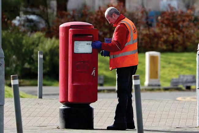 Cut second-class Saturday deliveries, Royal Mail told