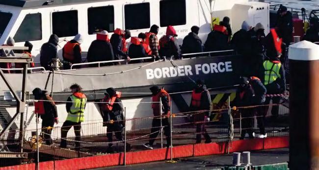 Refugees in small boats to be denied UK citizenship