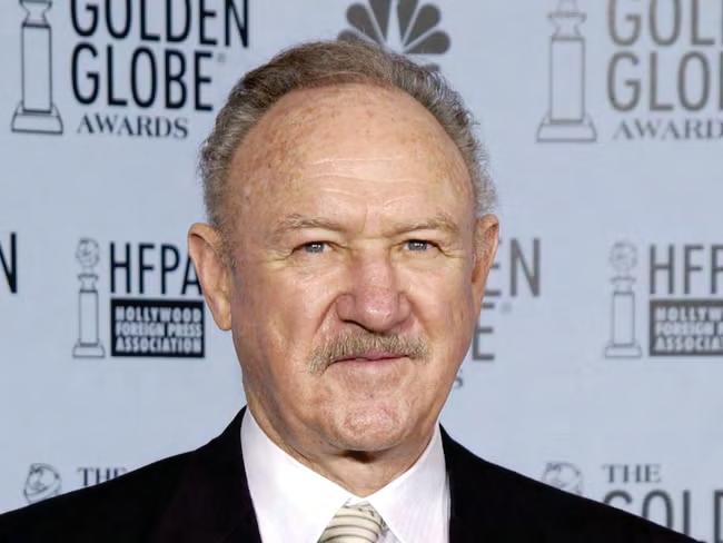 Hackman found dead with his wife at home in Santa Fe