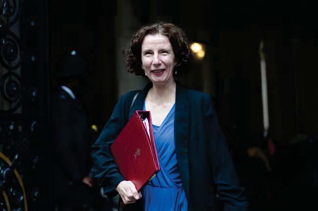 Minister quits in row over cuts to foreign aid budget